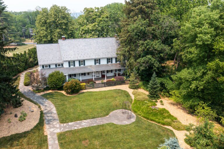 156-web-or-mls-50-weaver-rd